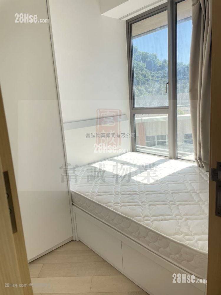 One East Coast Rental 1 Bedroom , 1 Bathroom 270 ft²