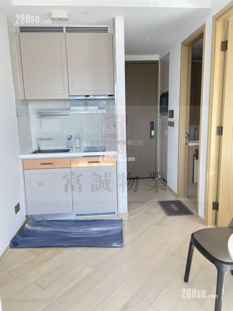 One East Coast Rental 1 Bedroom , 1 Bathroom 270 ft²