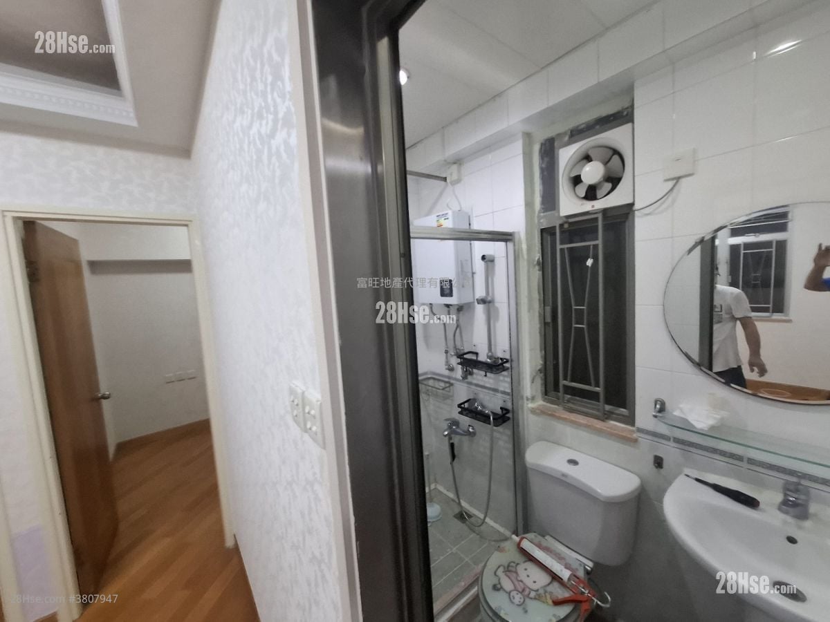 富達大廈 租盤 2 房 , 1 浴室 306 平方呎