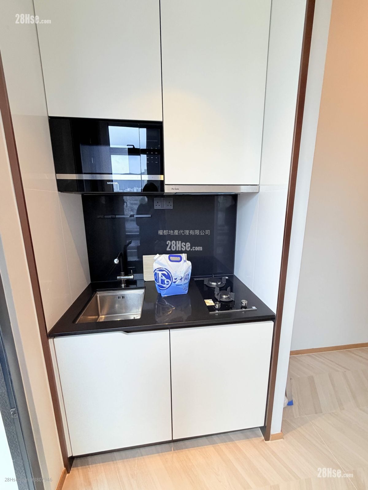 南首 租盘 1 房 , 1 浴室 258 平方尺