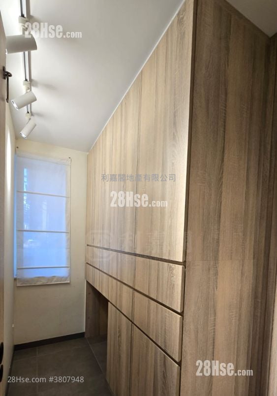 賓士花園 租盤 3 房 , 1 浴室 504 平方呎