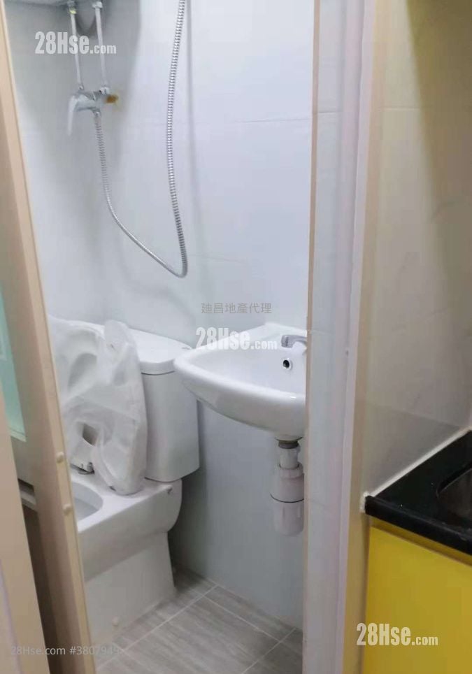 單幢樓房 租盤 1 房 , 1 浴室