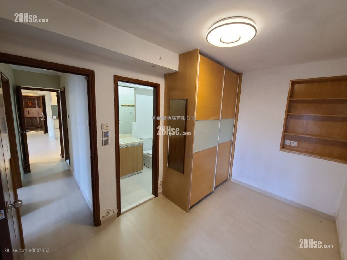 City Garden Sell 3 Bedrooms , 2 Bathrooms 1,032 ft²