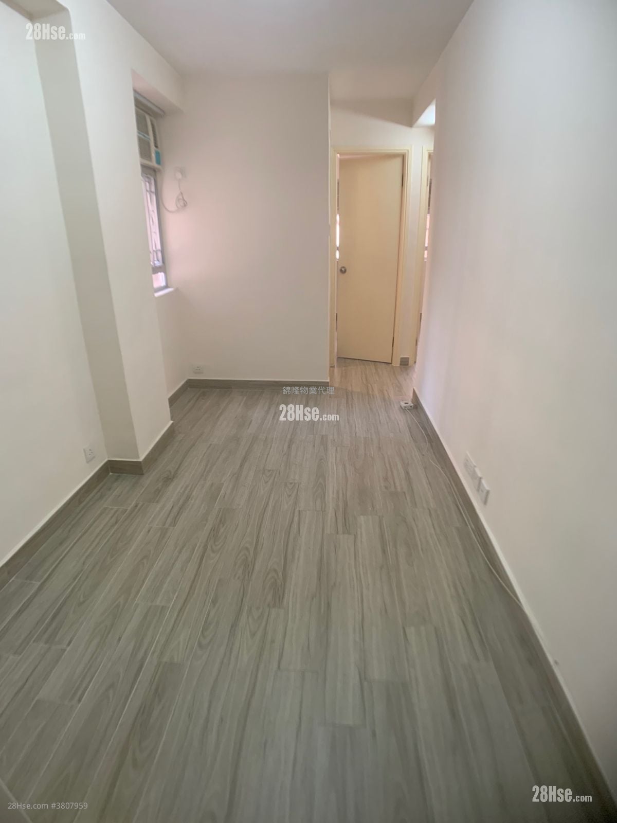 Double Mansion Rental 2 Bedrooms , 1 Bathroom 285 ft²