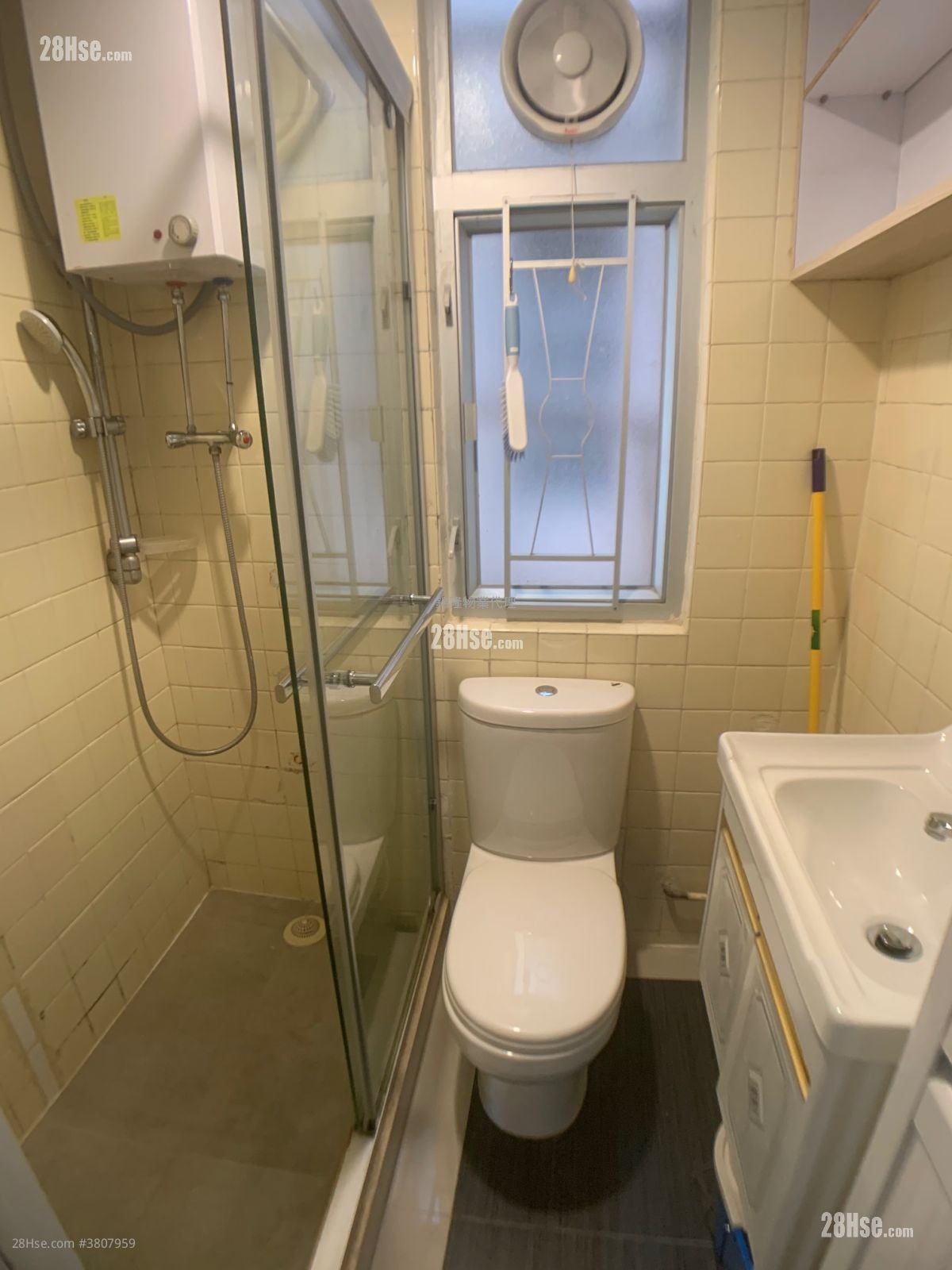 Double Mansion Rental 2 Bedrooms , 1 Bathroom 285 ft²