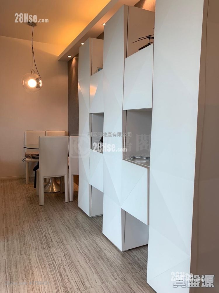 泓景台 租盘 2 房 , 1 浴室 517 平方尺