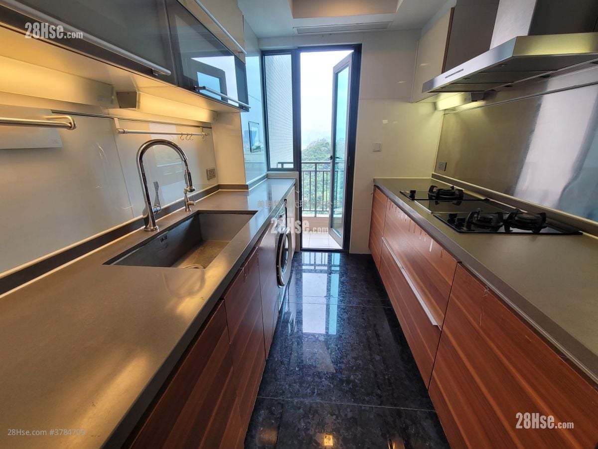 峻弦 租盘 1 房 , 1 浴室 1,342 平方尺