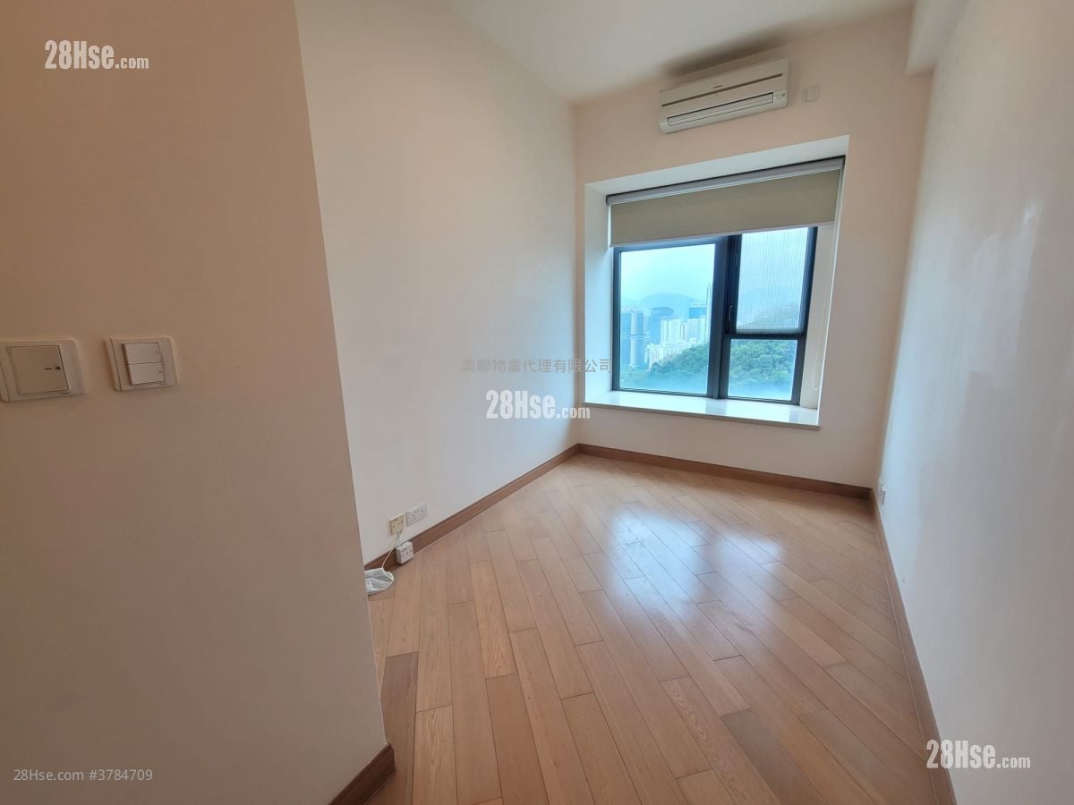 峻弦 租盘 1 房 , 1 浴室 1,342 平方尺