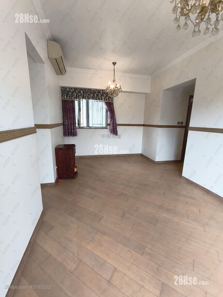 翘翠峰 售盘 3 房 822 平方尺