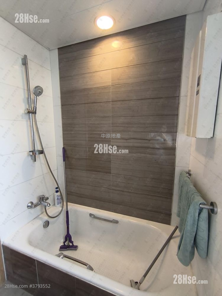 翘翠峰 售盘 3 房 822 平方尺