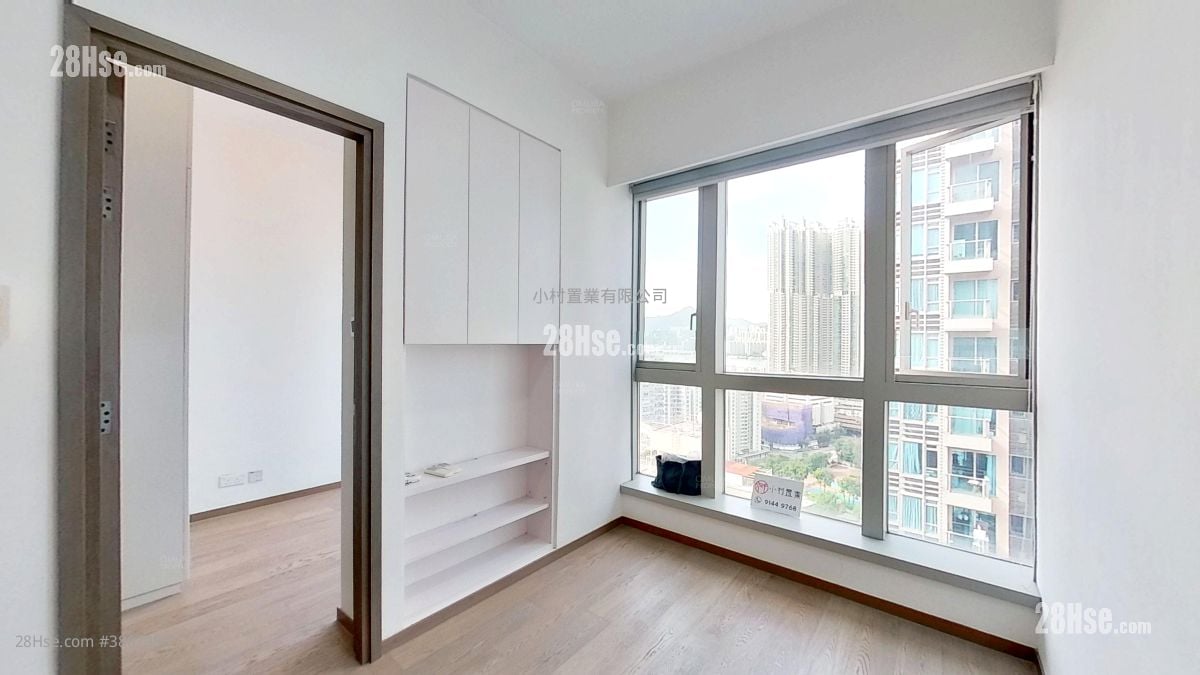 厅: One Eighty 租盘 2 房 , 1 浴室 331 平方尺