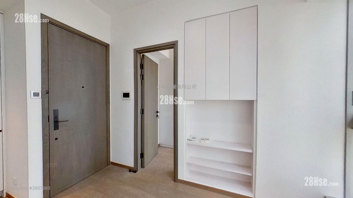 厅: One Eighty 租盘 2 房 , 1 浴室 331 平方尺