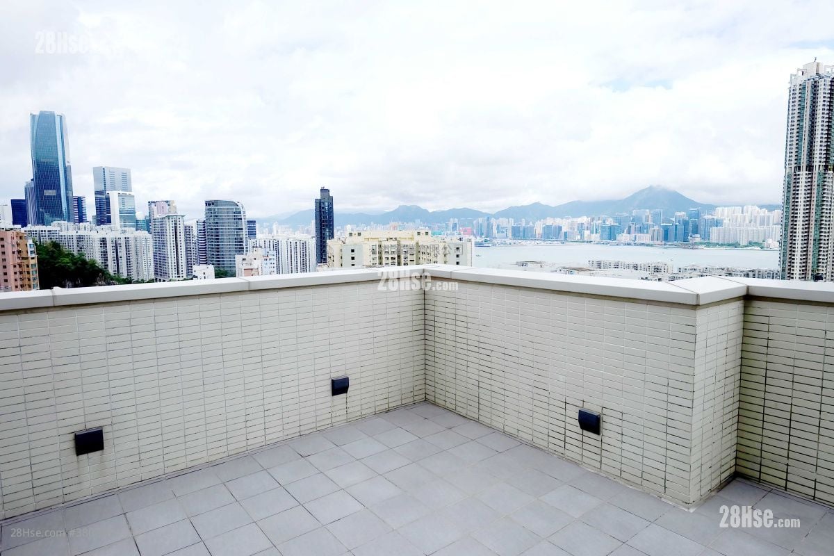 天台: One Eighty 租盘 2 房 , 1 浴室 331 平方尺