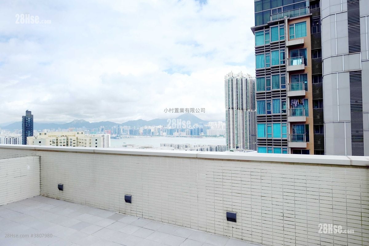 天台: One Eighty 租盘 2 房 , 1 浴室 331 平方尺