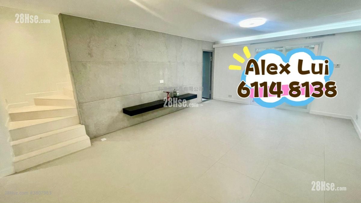 Fairview Park Sell 3 Bedrooms , 2 Bathrooms 1,035 ft²