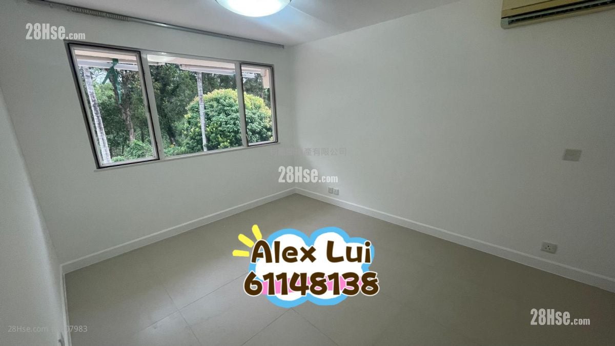 Fairview Park Sell 3 Bedrooms , 2 Bathrooms 1,035 ft²