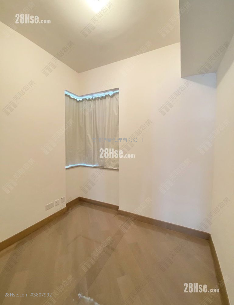 天晋 售盘 2 房 , 1 浴室 450 平方尺