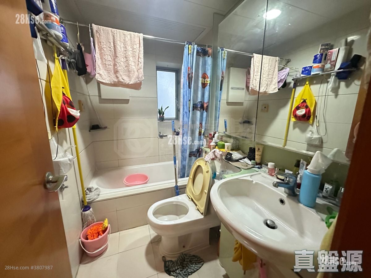 Coastal Skyline Sell 3 Bedrooms , 2 Bathrooms 771 ft²