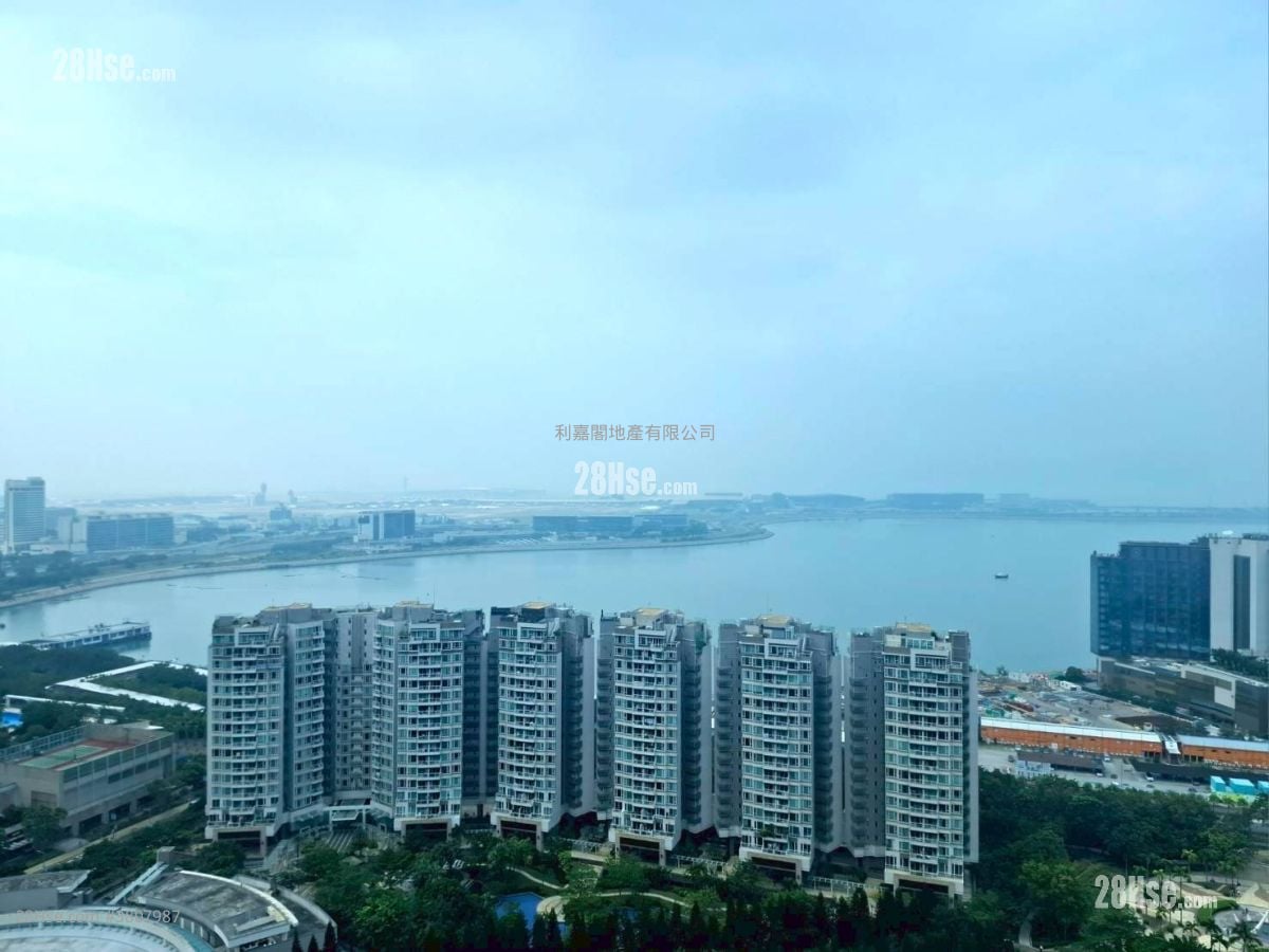 Coastal Skyline Sell 3 Bedrooms , 2 Bathrooms 771 ft²