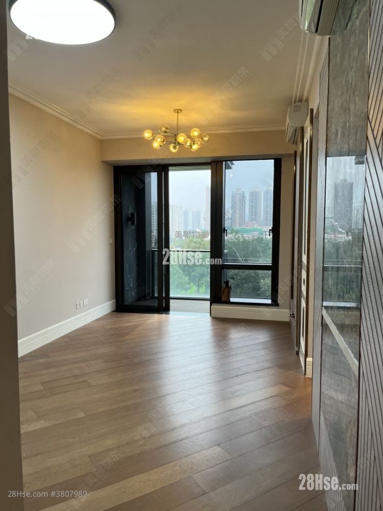 Eden Manor Rental 3 Bedrooms , 2 Bathrooms 967 ft²