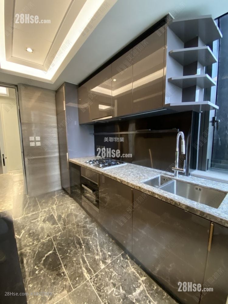 Eden Manor Rental 3 Bedrooms , 2 Bathrooms 967 ft²