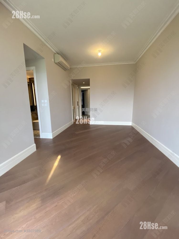 Eden Manor Rental 3 Bedrooms , 2 Bathrooms 967 ft²