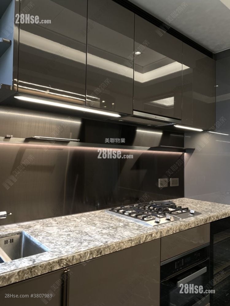 Eden Manor Rental 3 Bedrooms , 2 Bathrooms 967 ft²