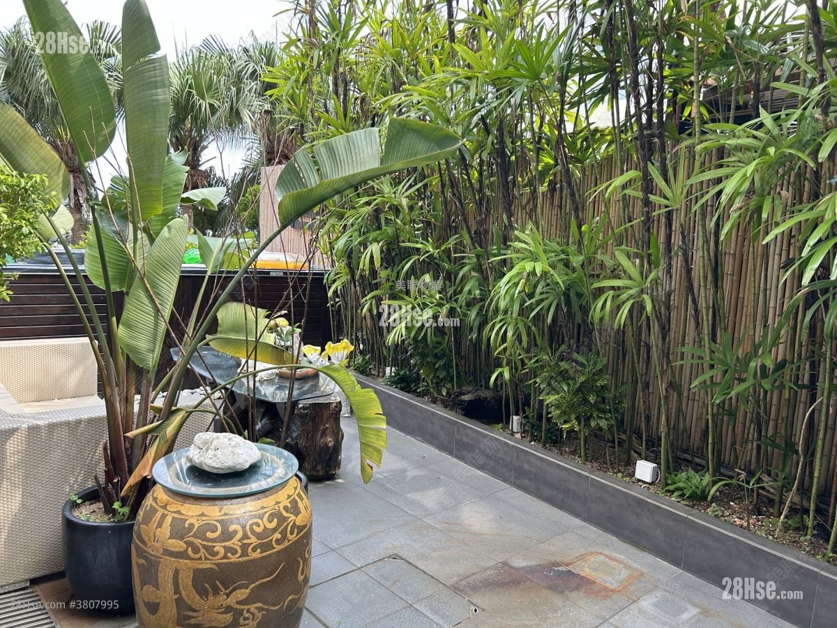 红山半岛 售盘 3 房 , 3 浴室 2,584 平方尺