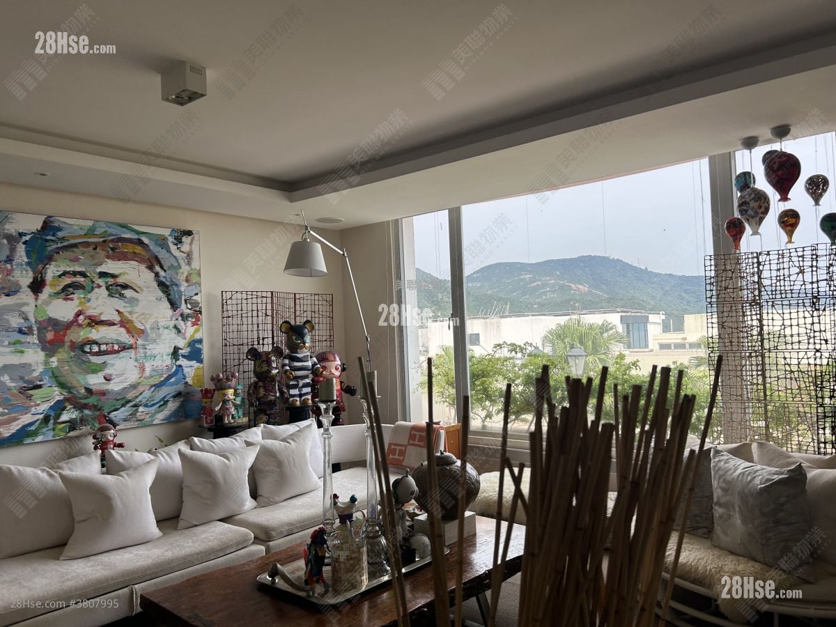 红山半岛 售盘 3 房 , 3 浴室 2,584 平方尺