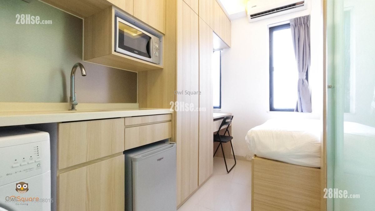 Unit C, 9/F, 32 Jardine's Bazaar, Causeway Bay Rental Studio , 1 Bathroom 140 ft²