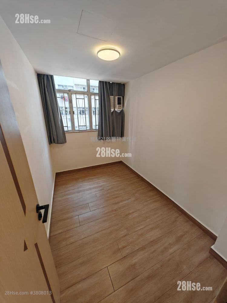 康乐大楼 售盘 3 房 , 1 浴室 556 平方尺