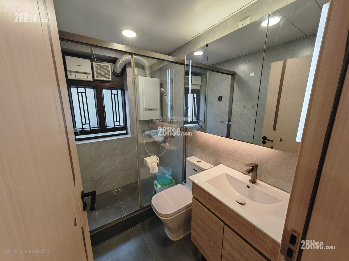 康乐大楼 售盘 3 房 , 1 浴室 556 平方尺