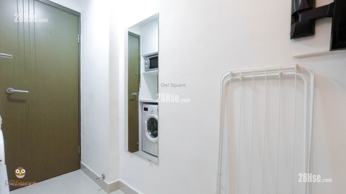 Unit C, 9/F, 32 Jardine's Bazaar, Causeway Bay Rental Studio , 1 Bathroom 140 ft²