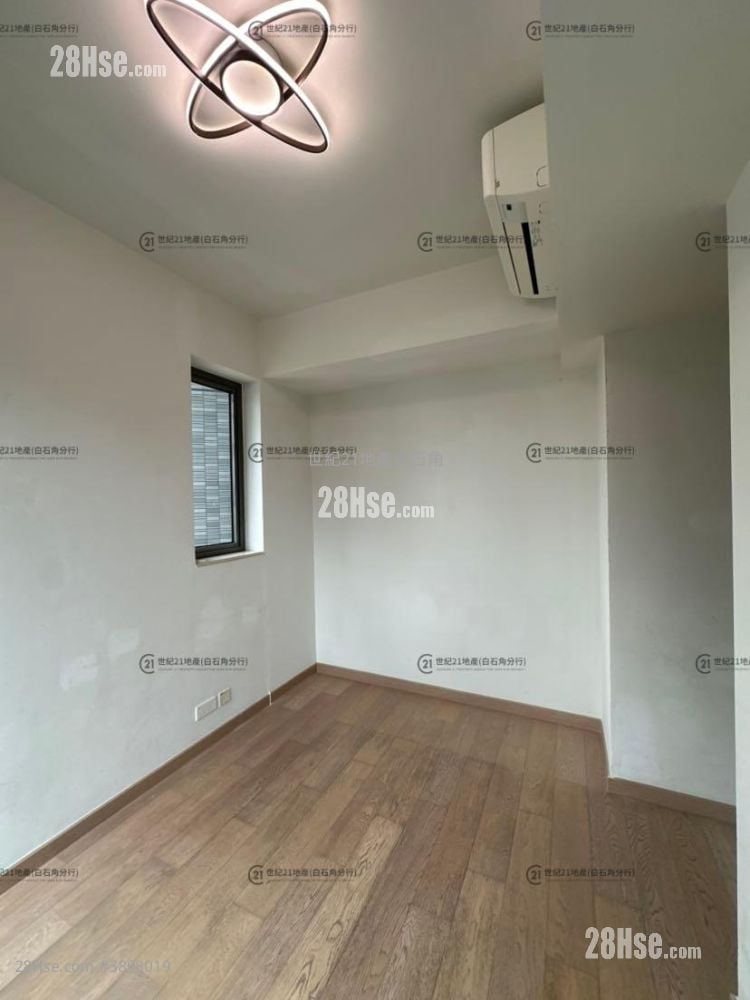 Solaria Rental 3 Bedrooms , 1 Bathroom 595 ft²