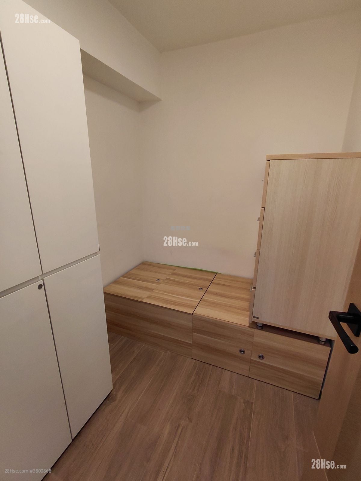 Choi Po Court Rental 2 Bedrooms , 1 Bathroom 338 ft²