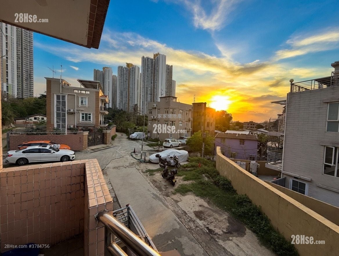 Village Rental 3 Bedrooms , 1 Bathroom 700 ft²