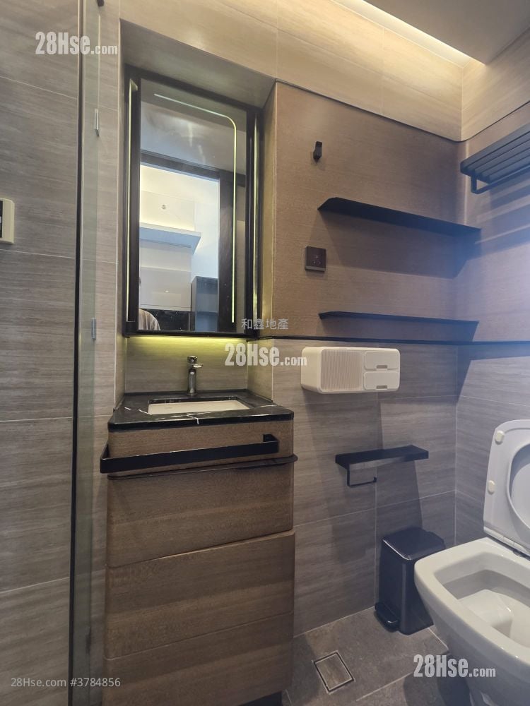 One Artlane Rental Studio , 1 Bathroom 224 ft²