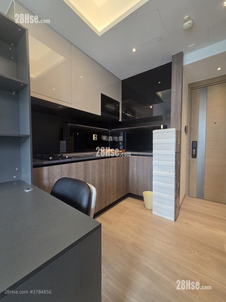 One Artlane Rental Studio , 1 Bathroom 224 ft²