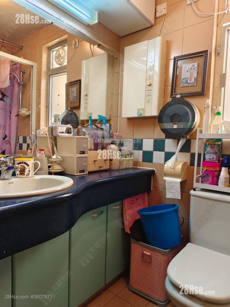 彩明苑 售盘 2 房 , 1 浴室 506 平方尺