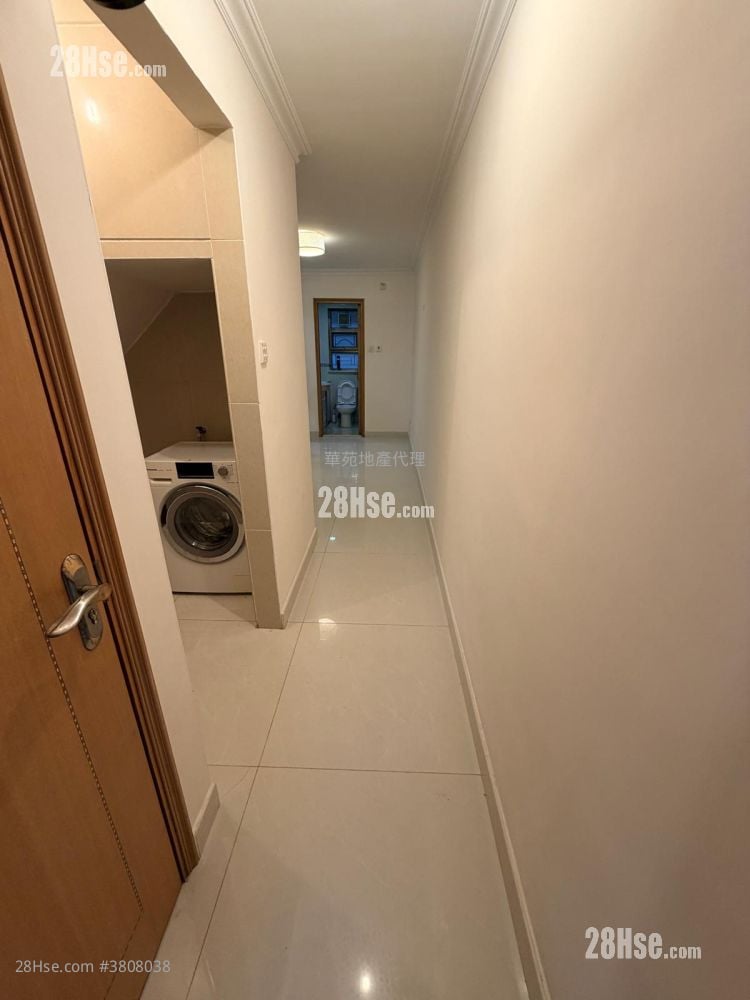 村屋 租盤 4 房 , 4 浴室 1,400 平方呎