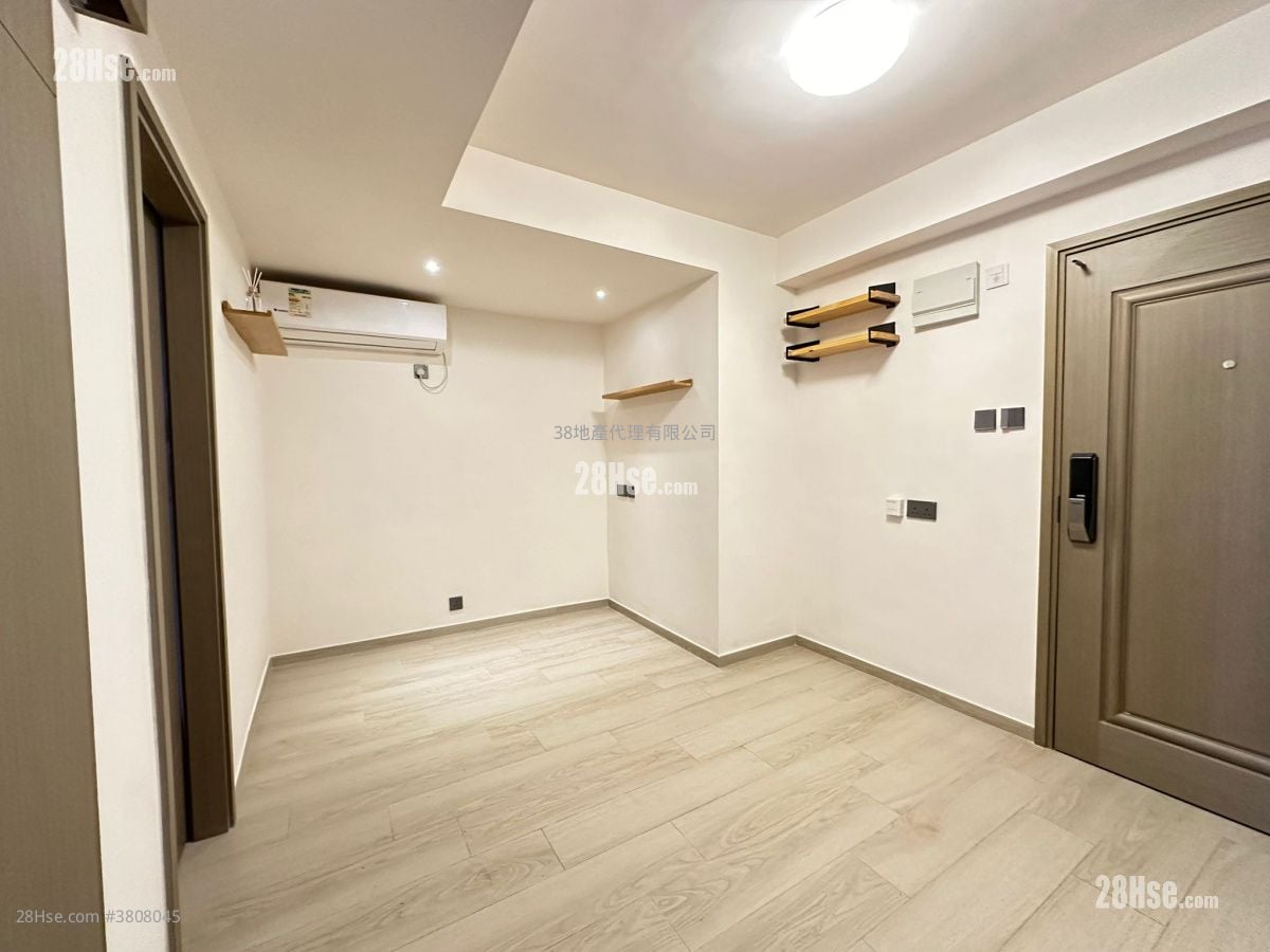 康辉大厦 售盘 2 房 , 1 浴室 210 平方尺