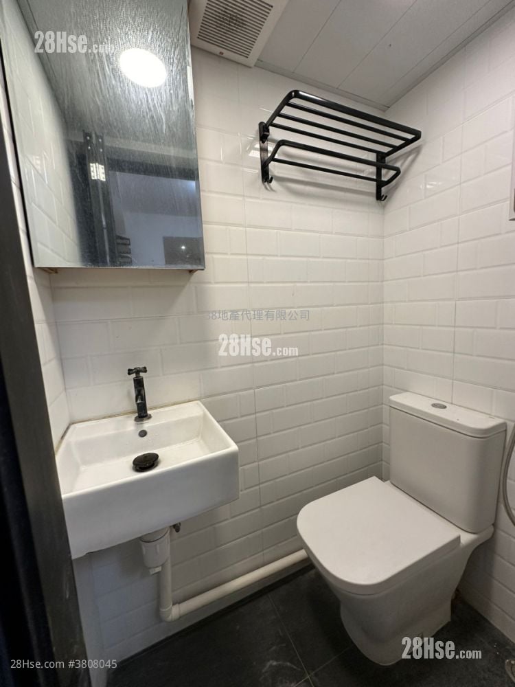 康辉大厦 售盘 2 房 , 1 浴室 210 平方尺