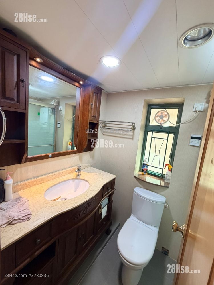 帝庭豪园 租盘 3 房 , 2 浴室 800 平方尺