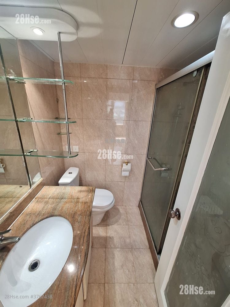 Hunghom Bay Centre Rental 4 Bedrooms , 2 Bathrooms 953 ft²