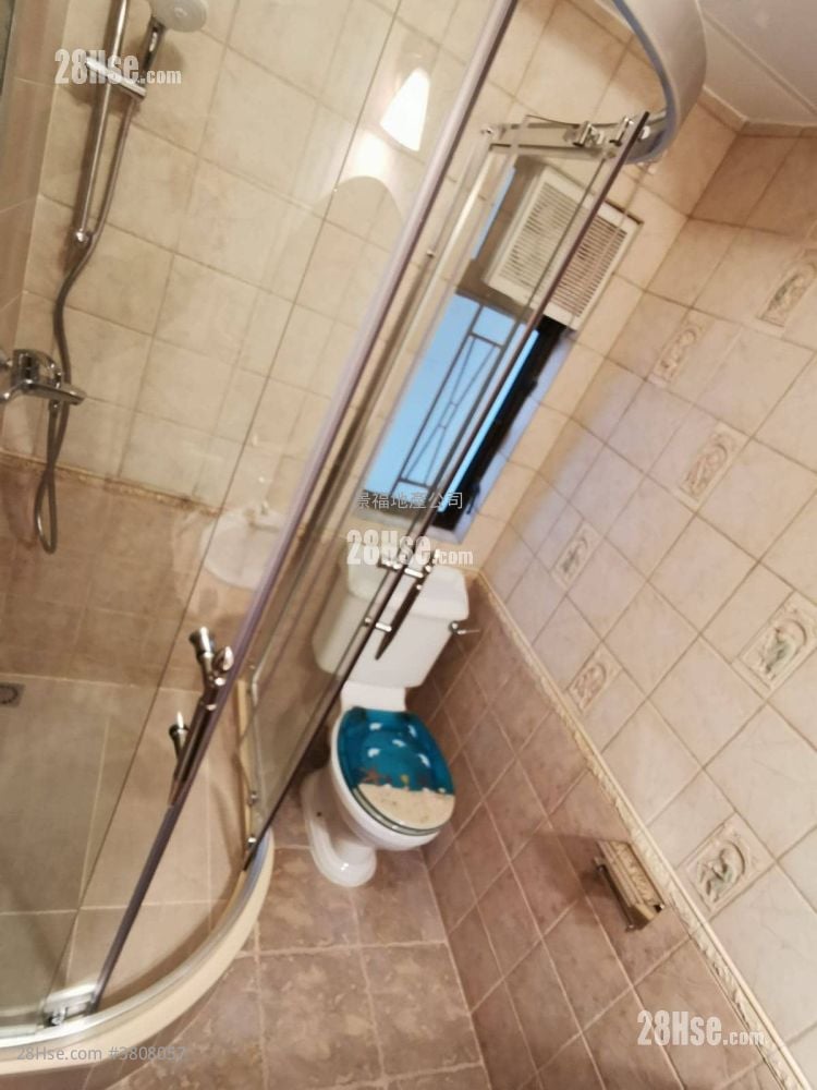 華景山莊 售盤 3 房 , 2 浴室 783 平方呎