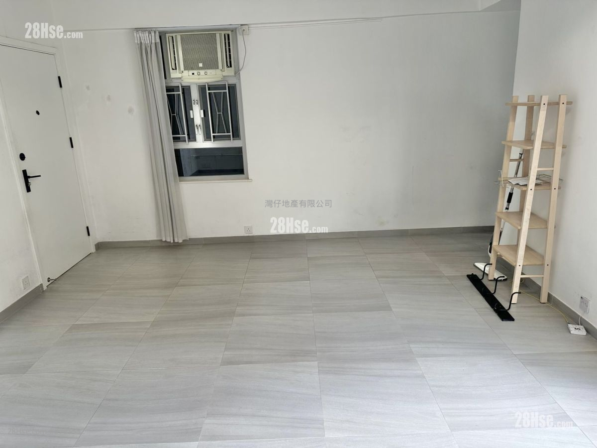 骆克大厦 租盘 2 房 , 1 浴室 552 平方尺