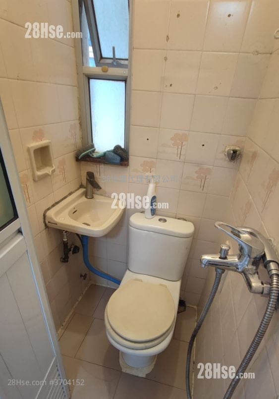 永寧大廈(順寧道) 租盤 2 房 , 1 浴室 224 平方呎