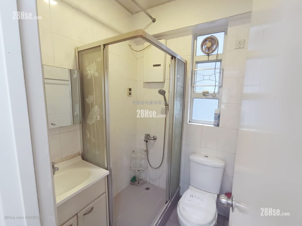 Fa Po Villa Rental 3 Bedrooms , 2 Bathrooms 684 ft²