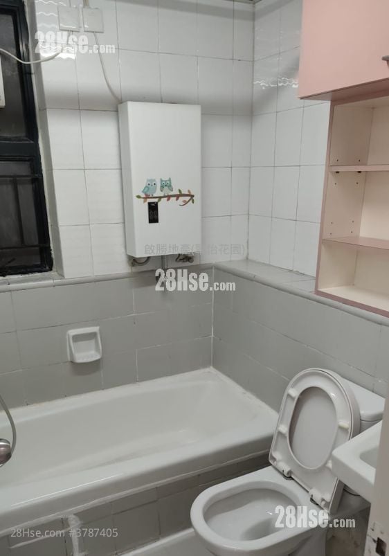 宏福花园 租盘 3 房 , 1 浴室 711 平方尺