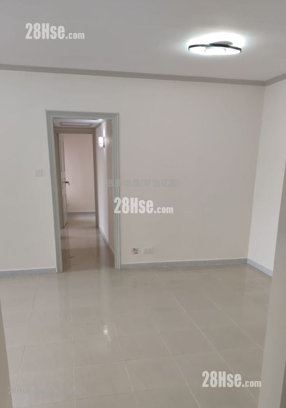 宏福花园 租盘 3 房 , 1 浴室 711 平方尺